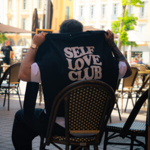 Pull SELF LOVE CLUB