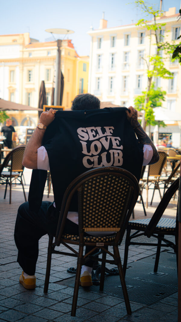 Pull SELF LOVE CLUB